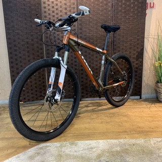 TREK 6500 トレック カスタム多数！ マウンテンバイク 自転車 サイクリング トレック　6シリーズ TRT カスタム多数！ 変速3×9 フレームサイズ44.5 改造点 ホイール マビック CROSS RIDE タイヤ MAXXIS  HOOKWORM 26×2.50 サスペンション ROCK SHOK  減衰手元スイッチ付  適応身長162〜180センチ 札幌発