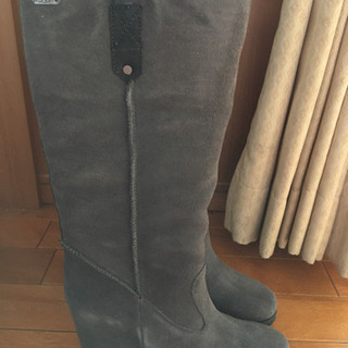 ☆UGG.インソール・ロングブーツ・23.5・新品☆