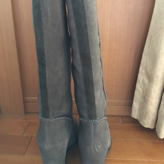☆UGG.インソール・ロングブーツ・23.5・新品☆
