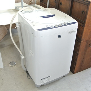 シャープの洗濯機 4.5㎏ 2015年製 ES-G4E2