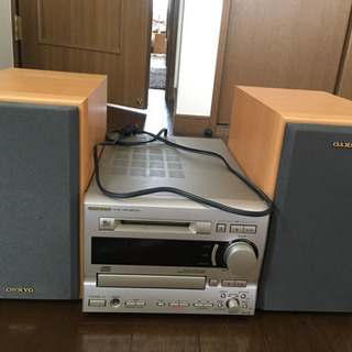 【取引中】ONKYO コンポ ジャンク スピーカー CD MD ラジオ