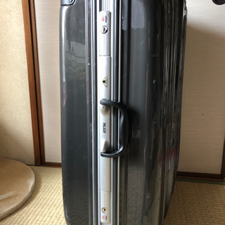 スーツケース　大容量