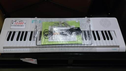 【リサイクルショップどりーむ荒田店】1097 CASIO カシオ 電子ピアノ LK-128 2017年製【1ヶ月保証付き】