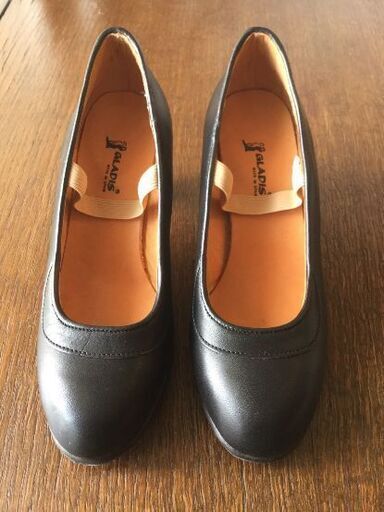 フラメンコシューズ Gradis 未使用 ゆき 世田谷の靴 革靴 の中古あげます 譲ります ジモティーで不用品の処分