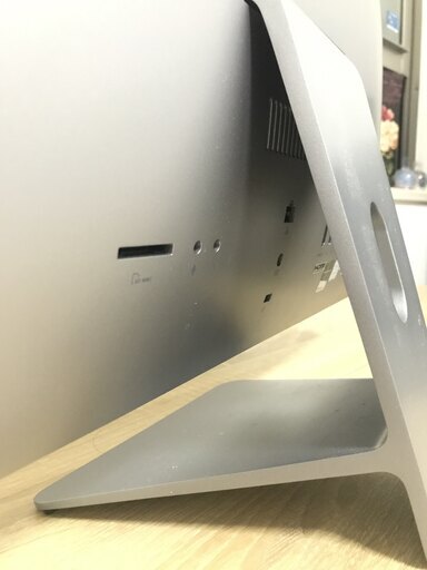 ASUS I5 一体型パソコン （美品） ASUS V241IC i5-8250U 8GB 1TB Win11