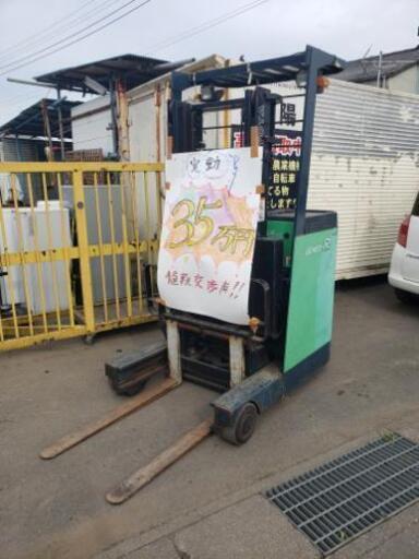 TOYOTAリーチフォークリフト実働