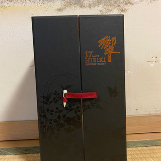 【成約済み】【激レア】引き取り限定 東京都あきる野市にて保管 サントリー 響 17年 意匠ボトル 四季花鳥 700ml 箱有り 未開封 成約済み】【激レア】引き取り限定 東京都あきる野市にて保管