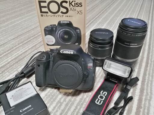 Canon EOS kiss X5 　Wレンズ美品　ストロボ270EX 2