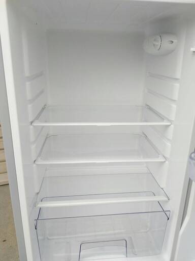 （お取引決定）【新生活応援】すぐに使える☆単身サイズ　冷蔵庫　SHARP　SJ-H12W-S　118L　直冷式２ドア冷蔵庫　右開き！　美品