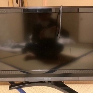 REGZA 32型　東芝　液晶テレビ