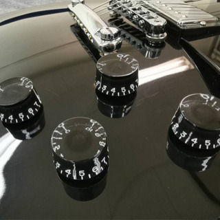 【Gibson】 LesPaulモデル　エレアコ【ほぼ新品投げ売り】