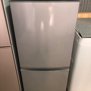 2ドア冷蔵庫　シャープ　2007年　135ℓ