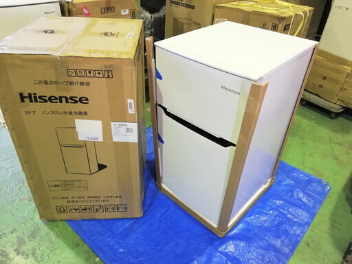 ●ハイセンス 2ドア 冷凍冷蔵庫 93L HR-B95A ホワイト 2018年製 ●未使用/訳あり品(天板フチ破損・ドア角凹み)