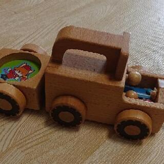 ベネッセ 木のおもちゃ 木の車 くるま トラック 赤ちゃん
