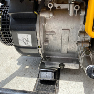 スズキ発電機SV2000L