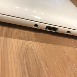 DELL Inspiron ホワイト　11.6インチ　ノートパソコン