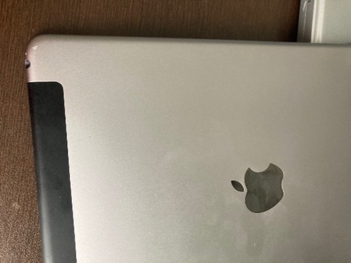 iPad　Air2 　cellular（au）＋wifiモデル　16GB スペースグレー　音ゲーに使用