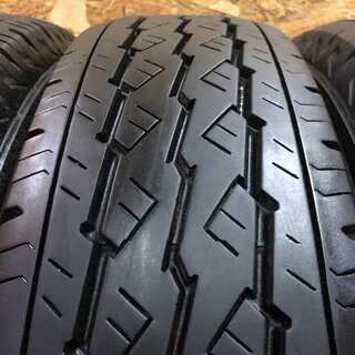 BS V600 195/80R15 107/105L LT 15インチ 夏タイヤ 4本 2018～2019年製 ハイエース キャラバン等 (VTM161) クレジットカード QR決済可能