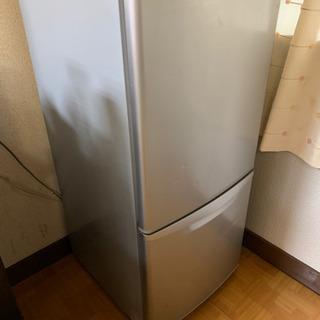 冷蔵庫　135Ｌ　シルバー