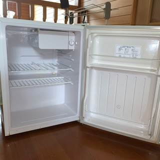 ★相談中★68ℓ冷蔵庫　Elabitax2000年製