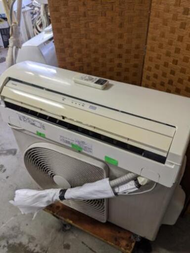 東芝ルームエアコン　14畳用　RAS-4029AD 2010年製