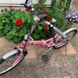 ピンク折りたたみ自転車