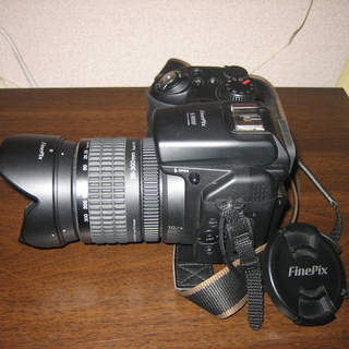 大幅値下げ富士ファインピックス一眼レフカメラ