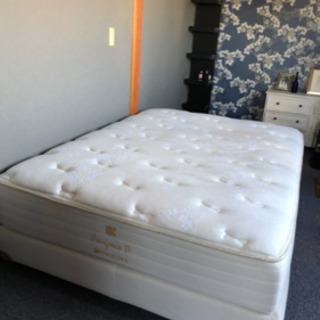 大塚家具のダブルベッド