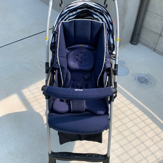 【美品】Aprica ラクーナライト　