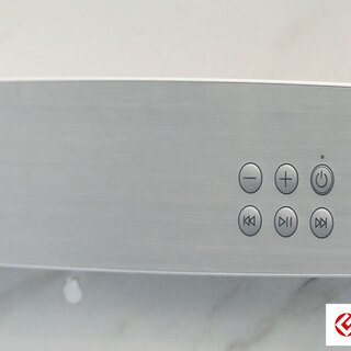 バスルームや洗面所・リビングなどで　どこでもスピーカー【タカラスタンダード】