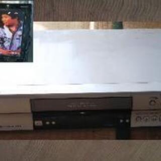 VHS ビデオテープレコーダー