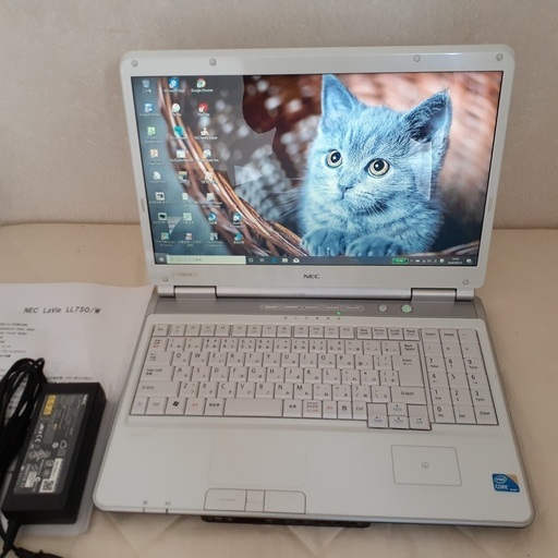 【取引中です】　☆corei5＋SSDで快適＆ブルーレイ搭載☆　NEC　LaVie　大画面16インチ　ホワイト　Windows10