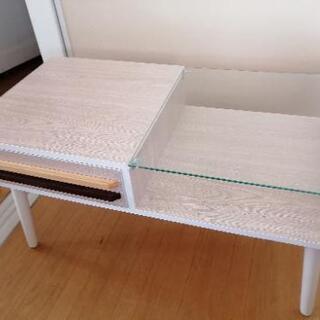 〈新品〉白いテーブル