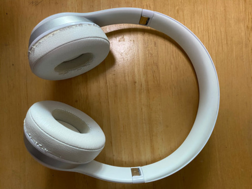 Beats Solo2 ヘッドフォン