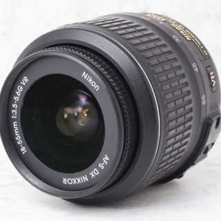 S数8630回●Wi-Fi転送●自撮りに最適●ニコン D5200 安心のゆうパック代引き発送！送料、代引き手数料無料！