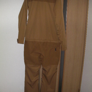 ウェア　新品　未使用　airblaster エアブラスター　つなぎ　freedom suit サイズ　m