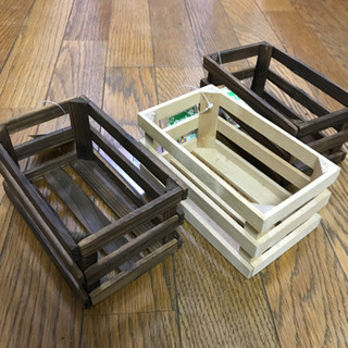 【受渡日決定済】木製コンテナボックス　3個セット