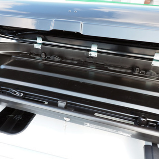 直接引き取り限定/美品】ルーフボックス INNO BRQ55bk