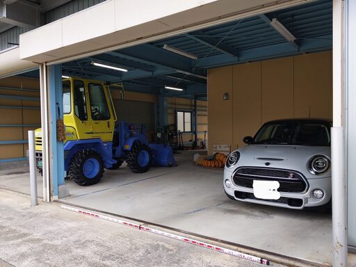 福光行政センター徒歩3分 2台分 貸し車庫 電動リモコンシャッター リモコン 幅4 5m 奥行5m Longsalad 福光のその他の不動産 住宅情報 無料掲載の掲示板 ジモティー