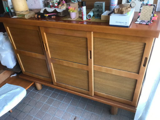 下駄箱　25〜30足入ります。11/7 午後2：30まで