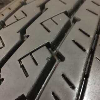 タイヤ、ホイール BS V600 195/80R15 107/105L LT 15インチ 夏タイヤ 4 