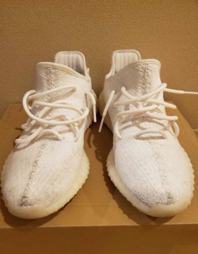 YEEZY BOOST 350 V2 トリプルホワイト