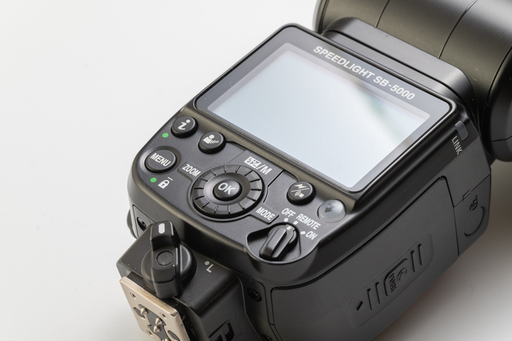 カメラ Nikonプロ用最高級ストロボSB-5000