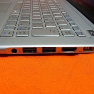 ☆超薄ウルトラBook☆SSD搭載で高速起動♪その②
