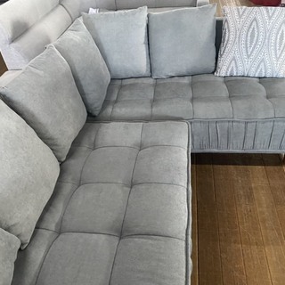 新品コーナーソファー！グレー！クッション8個付き！通常ネット価格