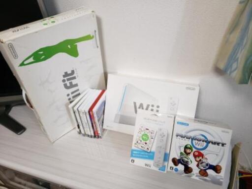 他サイトで売れました！任天堂Wii本体・Wii Fit・その他付属品