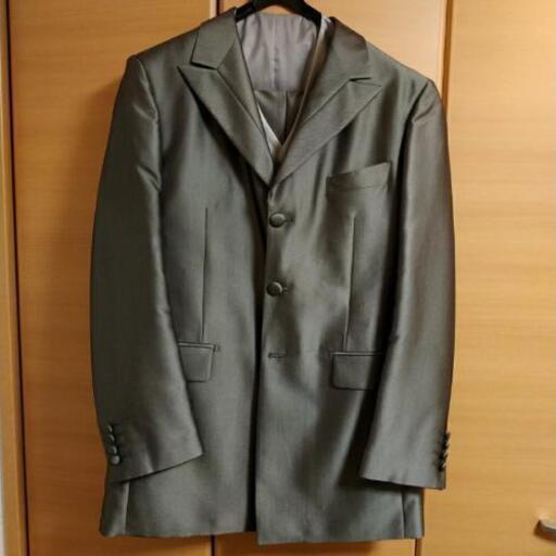 パーティ用のスーツ 一度だけ着用 ばっしー 北越谷のスーツ メンズ の中古 古着あげます 譲ります ジモティーで不用品の処分 パーティ用のスーツ 一度だけ着用 ばっしー 北越谷のスーツ メンズ の中古 古着あげます 譲ります ジモティーで不用品の処分