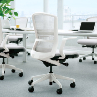 無料 複数可 ウチダオフィスチェア 白 Elfie Suzu 中目黒の椅子 ハイバックチェア の中古あげます 譲ります ジモティーで不用品の処分