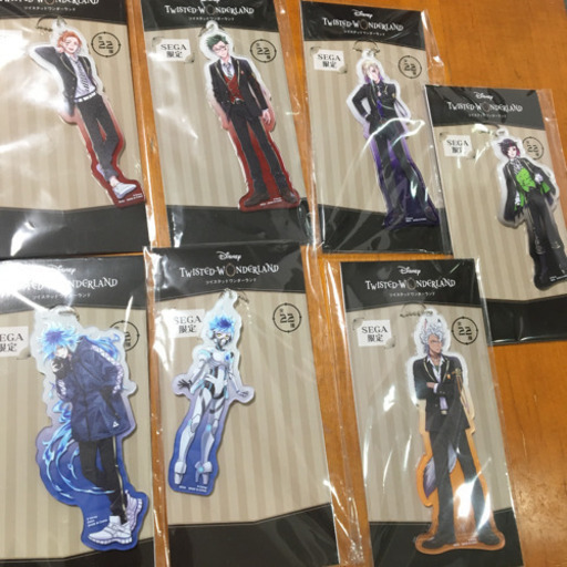 値引き可能　　セガ限定！ツイステッドワンダーランド　アクリルチャーム