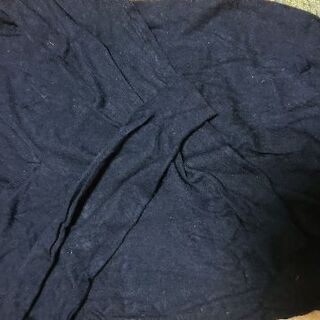 紺色セーター
